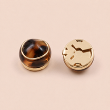 Clasp & Co.™  Buttons